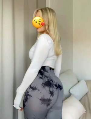 Atakum kendi yeri olan escort Zerrin
