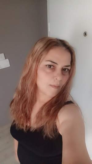 Bayan Esma Atakum escort