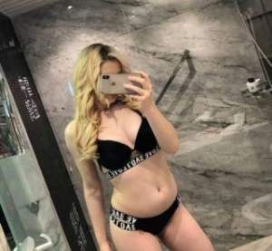 Oldukça seksi tarzı olan Zeynep