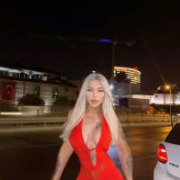 Seleni SEKSAPEL ESCORT